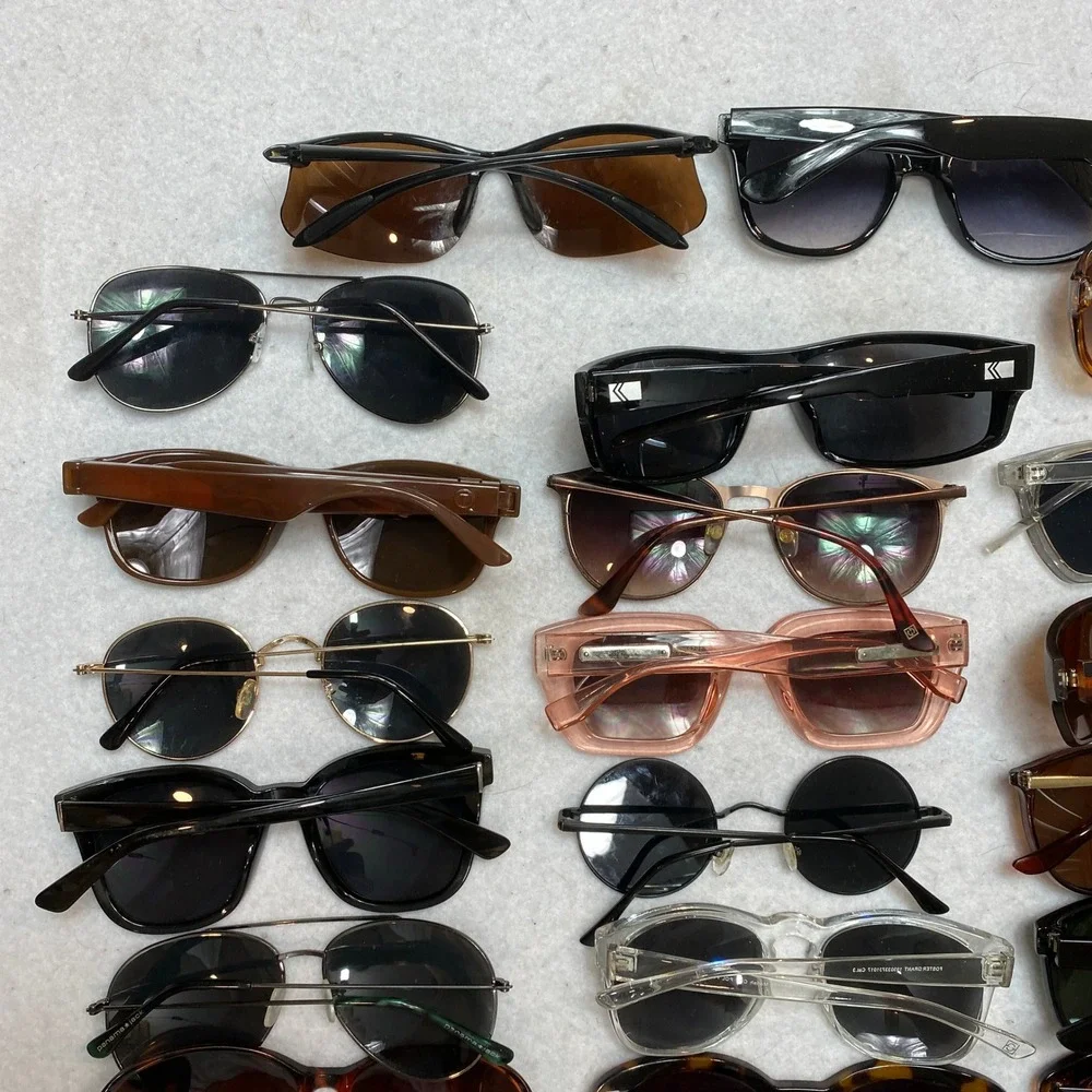 Lot Of 20 Sunglasses Mixed Unisex OS Multi Color Aviator Retro Y2K Pairs Bundle